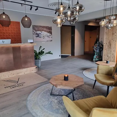 Hotel Verdde *